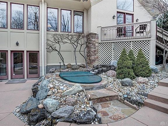 3rd image of 1440 Country Wood Dr