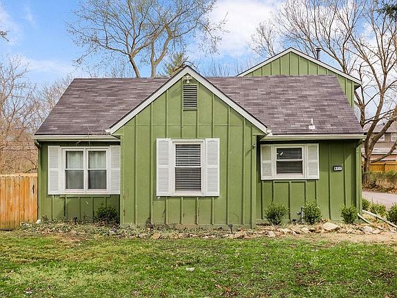 2nd image of 8117 Belleview Ave