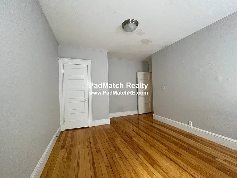 220 South St #6 — Photo 11