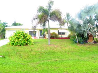 2710 SE 18th Pl, Cape Coral, FL 33904