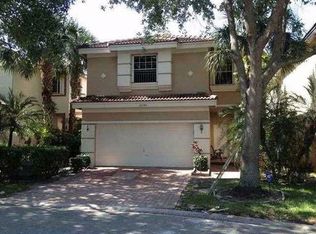 10620 NW 1st St, Plantation, FL 33324