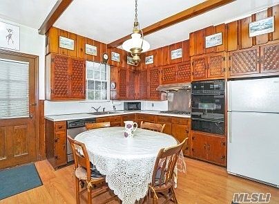 3rd image of 345 Garfield Ave