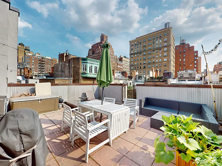 308 W 77th St #9 — Photo 1