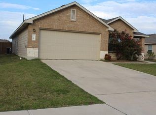 319 Luna Vista Dr, Hutto, TX 78634