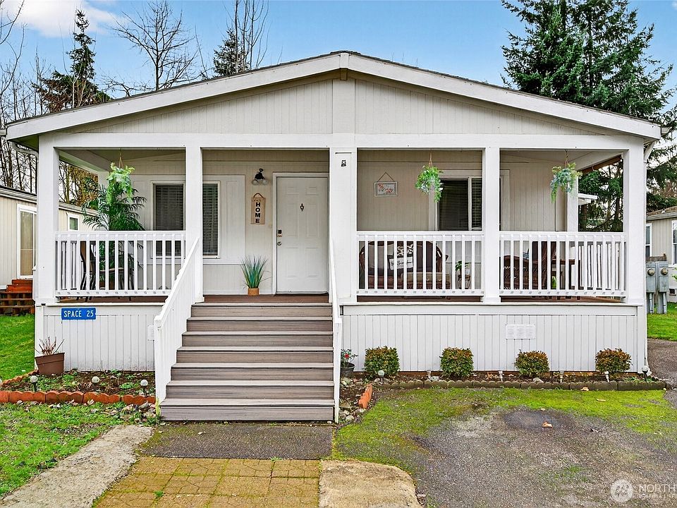1st image of 19920 67th Avenue NE #25