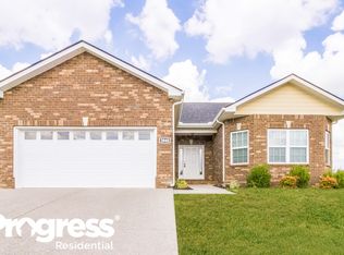 3040 Honeysuckle Dr, Spring Hill, TN 37174