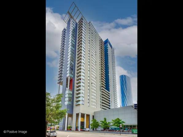 737 W Washington Blvd APT 3708, Chicago, IL 60661