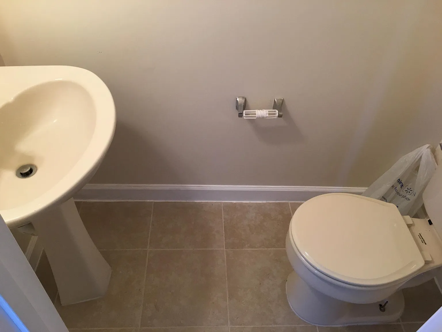 3 bed, 2.5 bath, 1960 sqft, $2,725 — Photo 3