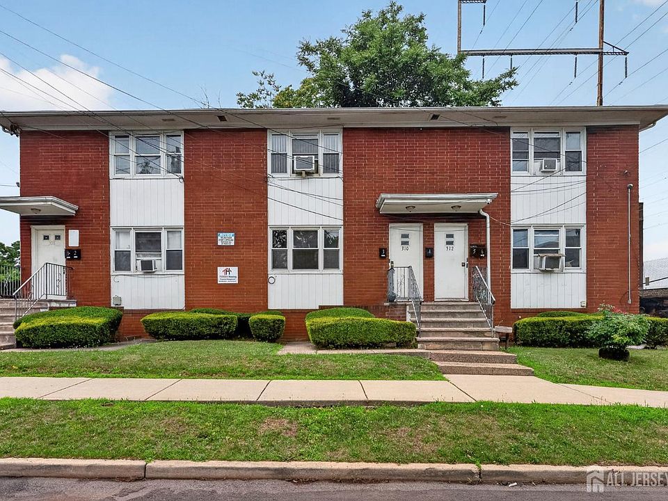1st image of 308 Columbus Pl