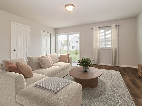 2nd image of 2208 Macatawa Ln