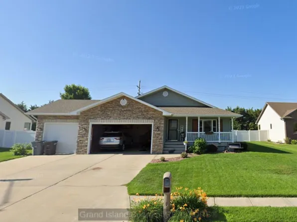4075 Northview Dr, Grand Island, NE 68803
