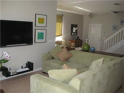 5th image of 1361 Presidio Dr