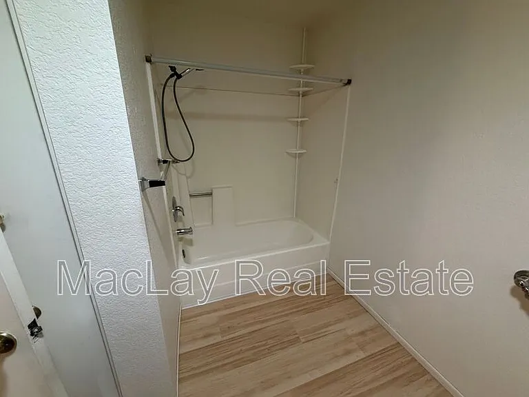 603 E Hondo Ave — Photo 15