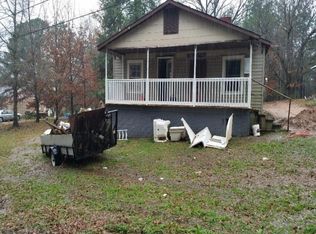 466 Smith St, Whitmire, SC 29178