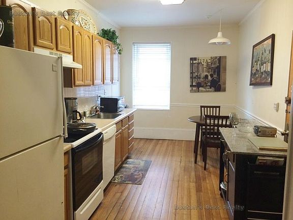 2nd image of 11 Englewood Ave #16B