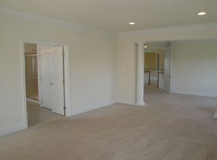 71 Goldfinch Cir, Phoenixville, PA 19460