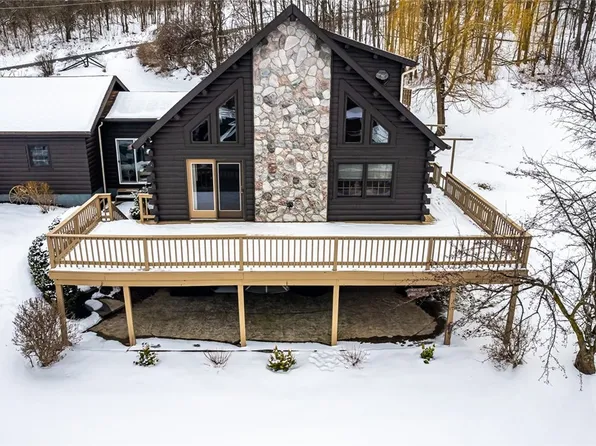 7183 Klock Rd, Canastota, NY 13032