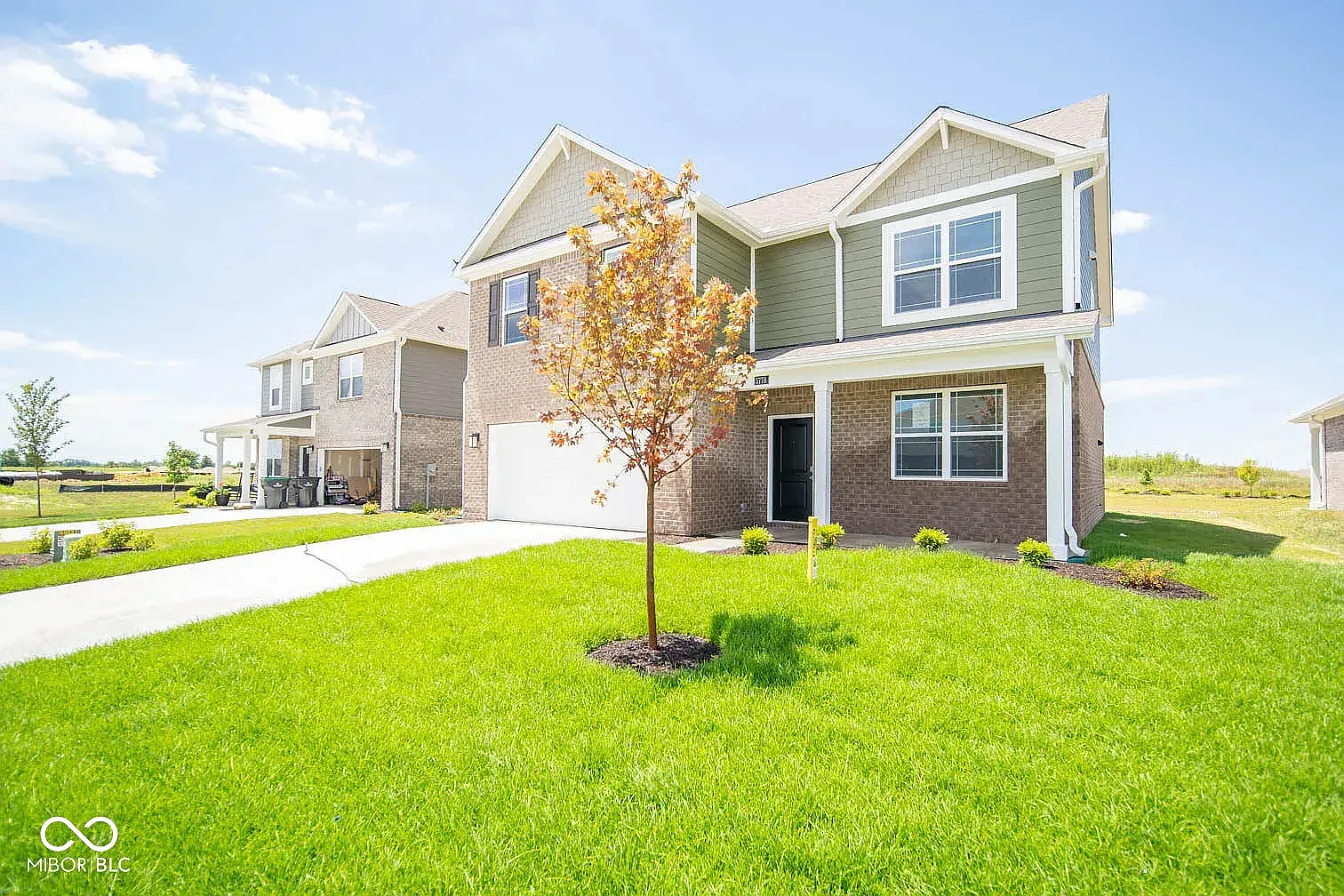 5 bed, 2600 sqft, $2,460 — Photo 2
