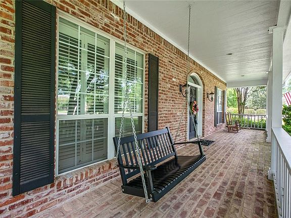 4th image of 106 Greentree Dr
