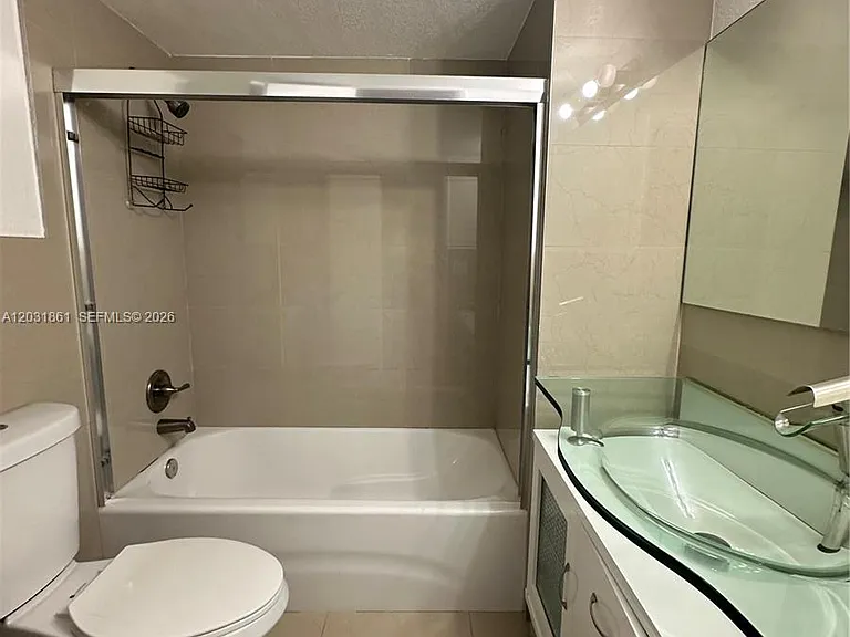 9250 Fontainebleau Blvd #202 — Photo 20