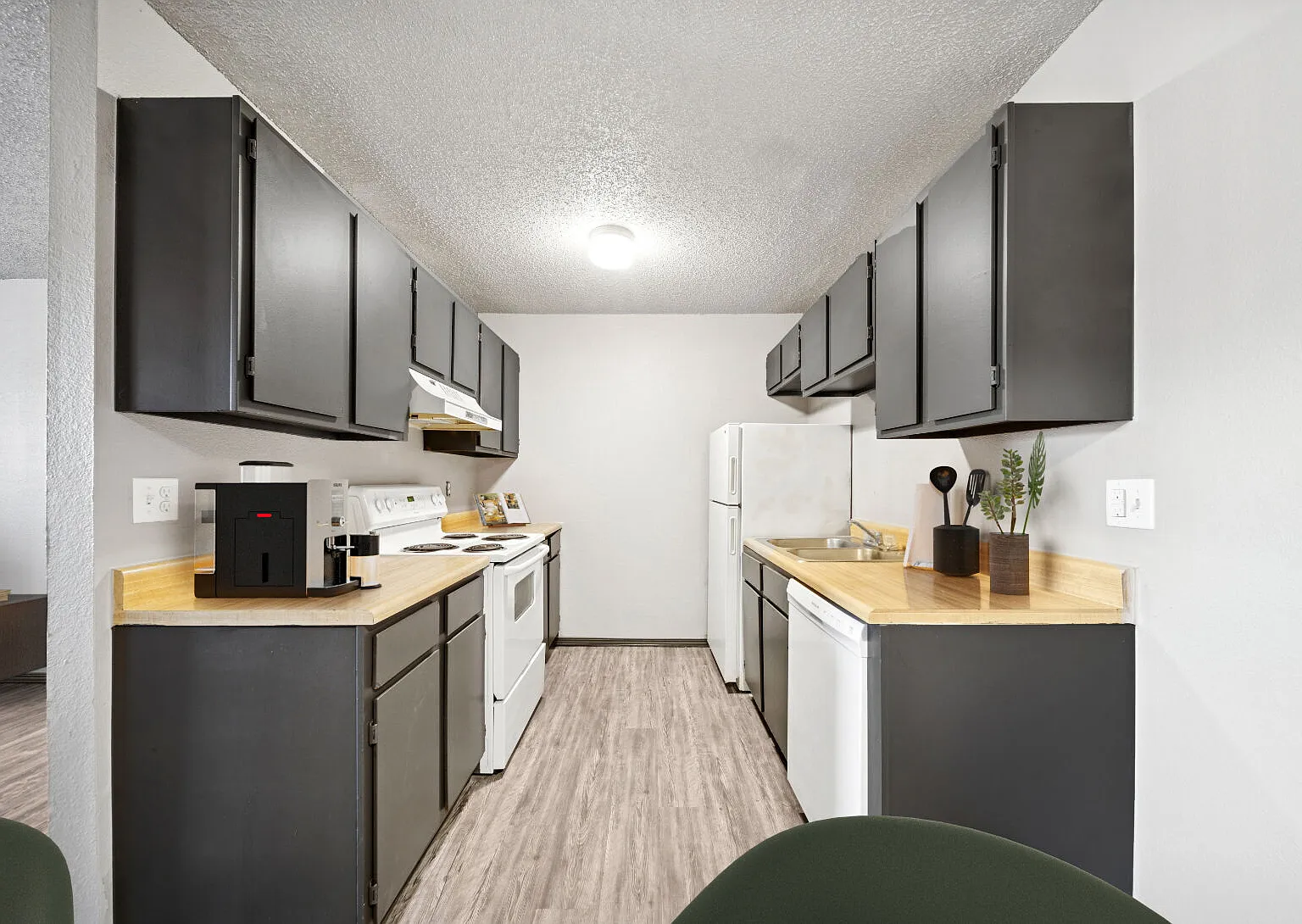 Sherwood Pointe — Photo 2