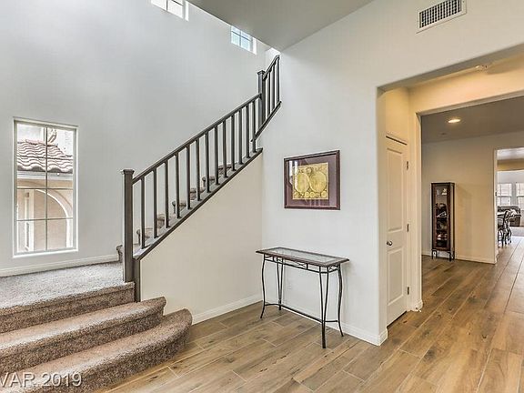 5th image of 582 Cultures St