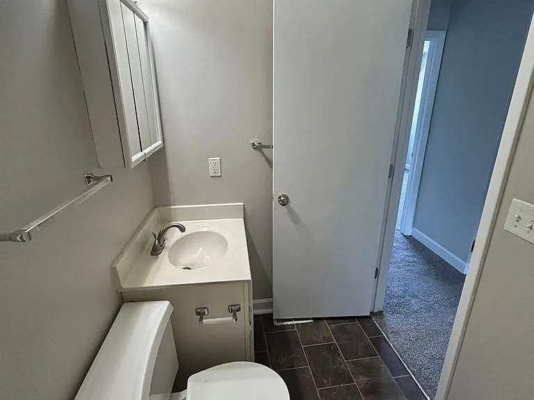 Candlelite Apartments — Photo 115