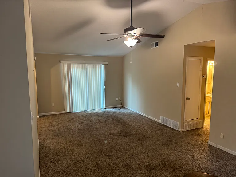 6331 Woodgreen Dr — Photo 2
