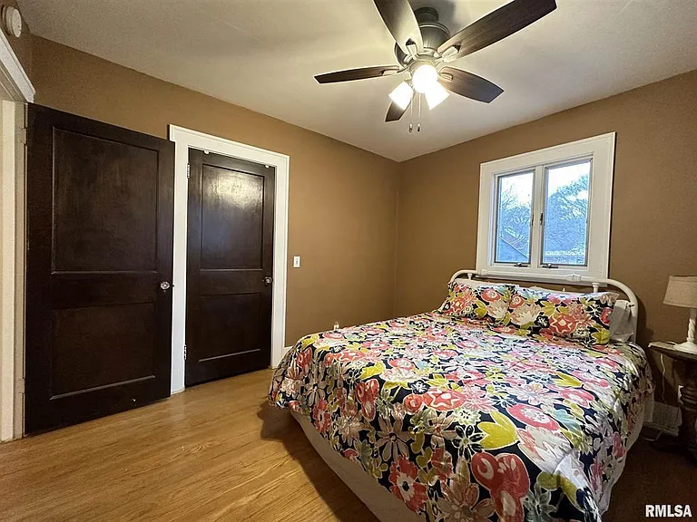 1020 Florence Ave — Photo 14