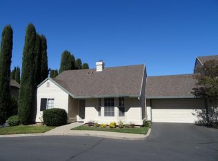 3866 Olivebranch Ln, Carmichael, CA 95608