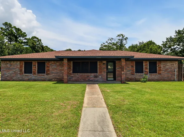 631 Michelle Dr, Biloxi, MS 39532