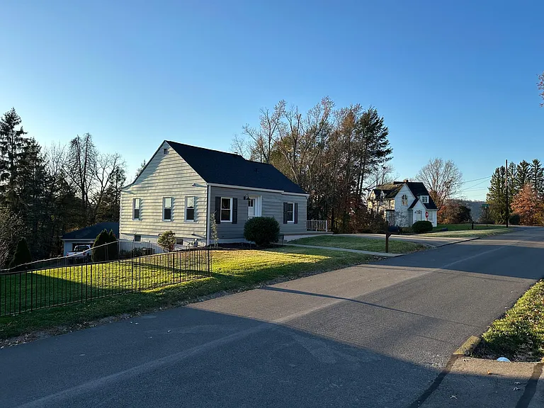 481 Kiwanis Ave — Photo 12