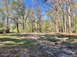 156 Foster Rd, Florence, MS 39073