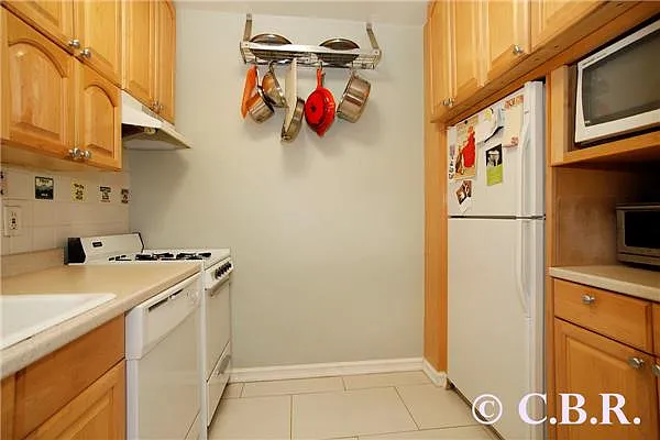 Sold by Coldwell Banker Reliable Real Estate | media 9