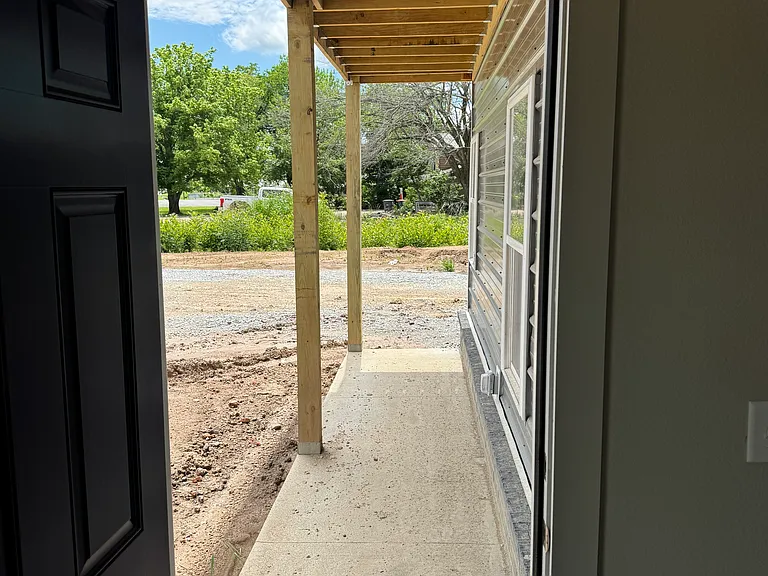 2301 N Center St — Photo 5