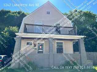 1242 Lafayette Ave NE, Grand Rapids, MI 49505