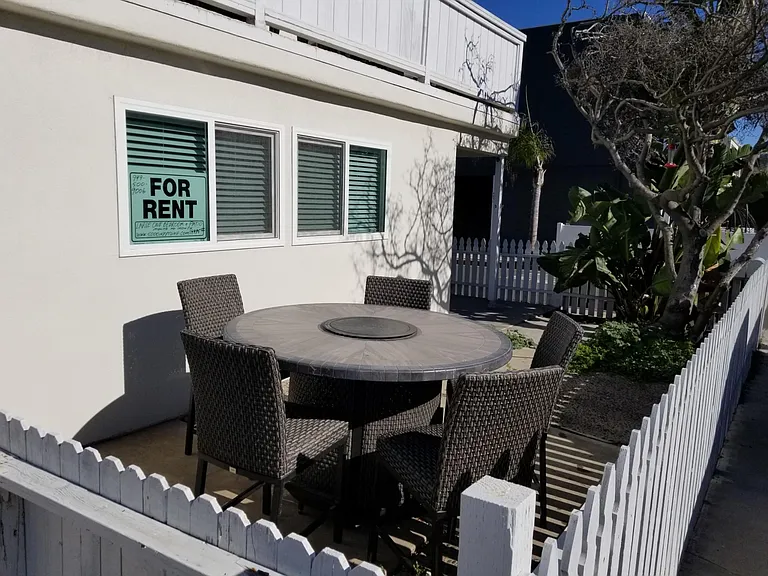 5000 1/2 Neptune Ave — Photo 30