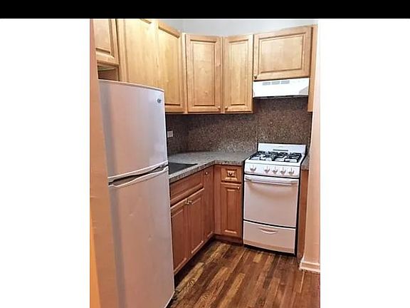 3rd image of 17860 Wexford Ter APT 5A