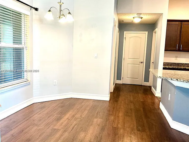 4900 NW Ironton Ave — Photo 6