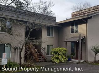 265 Brien Dr SE APT 102, Bainbridge Island, WA 98110