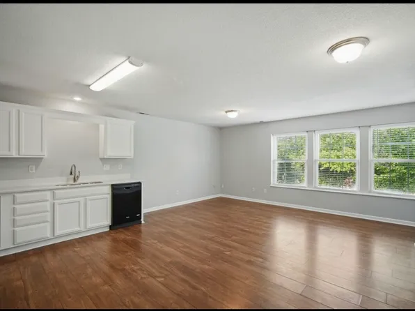 1282 SE Village View Ln, Ankeny, IA 50021