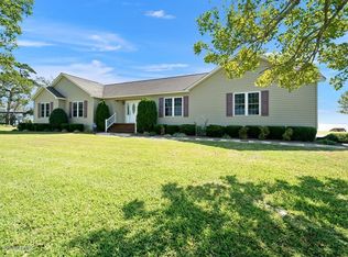 1003 Lee Farm Rd, Oriental, NC 28571