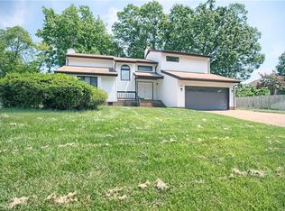 17 Fields Dr, Hampton, VA 23664