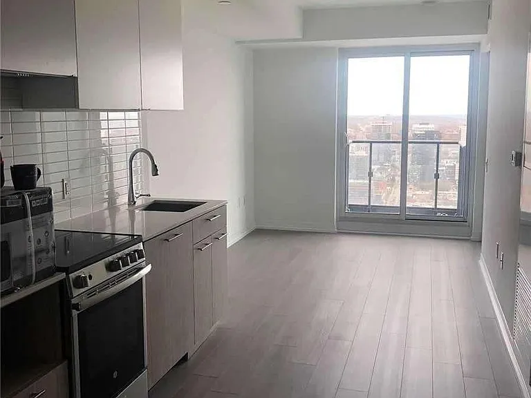 251 Jarvis St #4009 — Photo 5