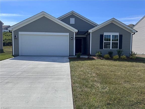 2nd image of 307 Waylon Ct