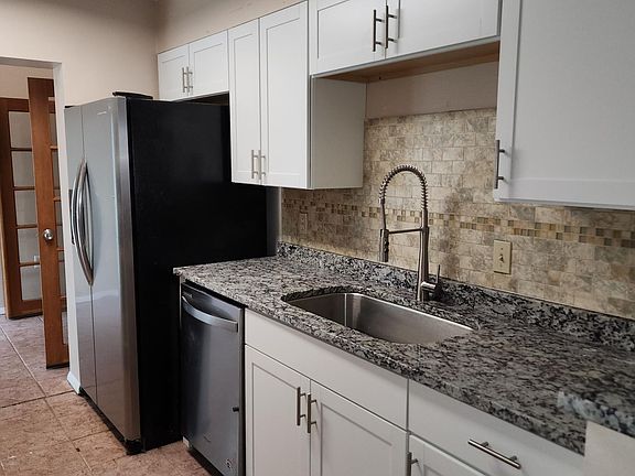 Brand new updated kitchen