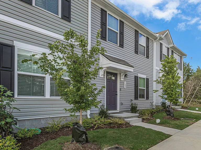 2757 Thornton Grove Blvd #102 — Photo 8