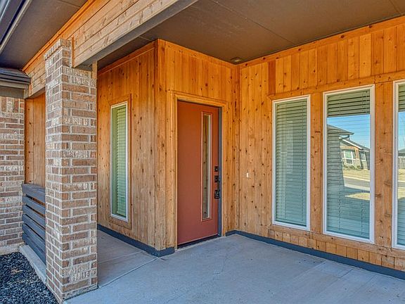 4th image of 630 Red Cedar Way