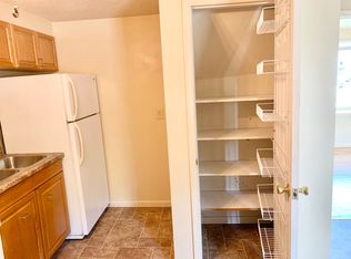 215 W Lorain St, Oberlin, OH 44074