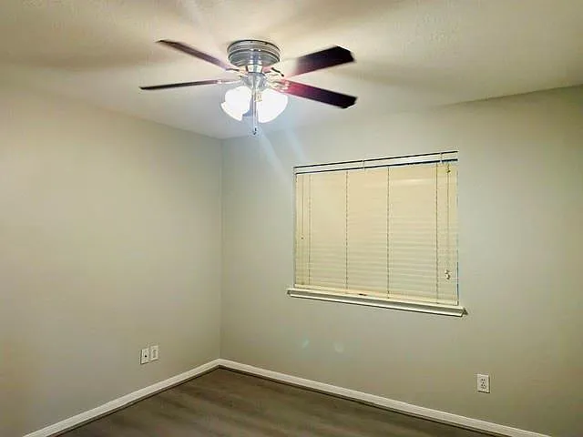 11405 White Forge Ct — Photo 26